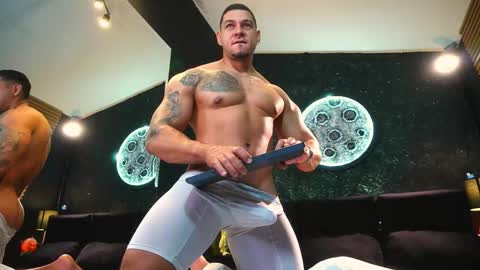 Snapshot of massimowalton2 chatting on 12.04.25 massimowalton2 online show from 12.04.25