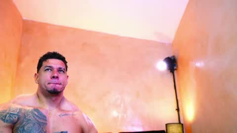 massimowalton2 online show from 04.18.26