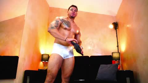 massimowalton2 online show from 04.18.26