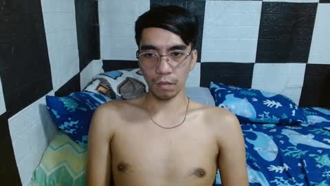 Snapshot of massive_boner02 chatting on 12.15.24 massive_boner02 online show from 12.15.24