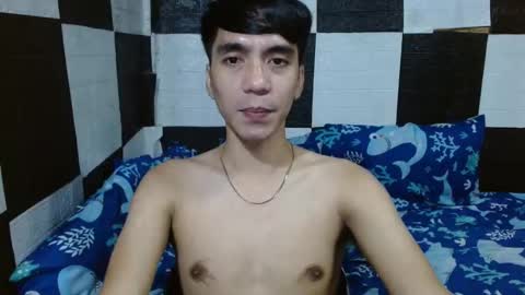 Snapshot of massive_boner02 chatting on 11.22.25 massive_boner02 online show from 11.22.25