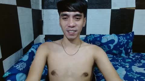 Snapshot of massive_boner02 chatting on 12.01.25 massive_boner02 online show from 12.01.25