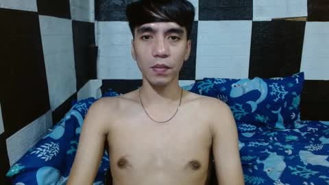 Snapshot of massive_boner02 chatting on 01.12.26 massive_boner02 online show from 01.12.26