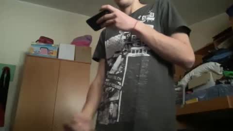 Snapshot of massiverob99 chatting on 10.10.25 massiverob99 online show from 10.10.25