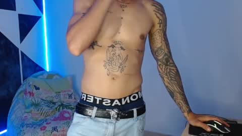 Snapshot of master_black777 chatting on 09.22.25 master_black777 online show from 09.22.25