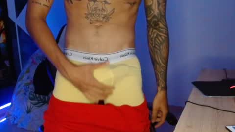 Snapshot of master_black777 chatting on 11.24.25 master_black777 online show from 11.24.25