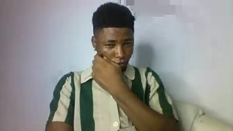 Snapshot of master_kael chatting on 12.20.25 Master Kael online show from 12.20.25