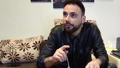 Snapshot of master_roberto333 chatting on 02.16.25 SIR online show from 02.16.25