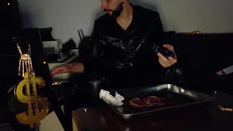 Snapshot of master_roberto333 chatting on 02.16.26 SIR online show from 02.16.26