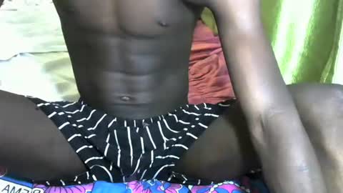 Snapshot of master_stallionbbc chatting on 02.05.25 master_stallionbbc online show from 02.05.25