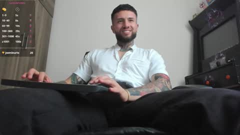 Snapshot of master_steven_01 chatting on 03.02.26 steven online show from 03.02.26