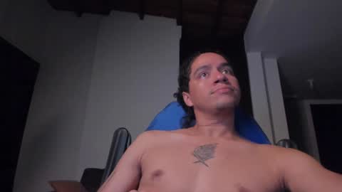 Snapshot of masterjuanc chatting on 12.05.24 Juan Independent Model online show from 12.05.24