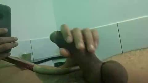 Snapshot of mastermano chatting on 12.15.25 Master Mano online show from 12.15.25