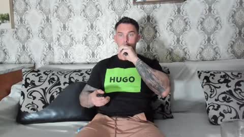 Snapshot of mastermusclejon chatting on 03.06.25 Jon online show from 03.06.25