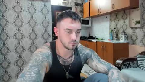 Snapshot of mastermusclejon chatting on 11.18.25 Jon online show from 11.18.25