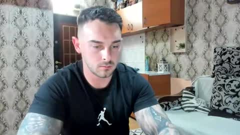 Snapshot of mastermusclejon chatting on 12.18.25 Jon online show from 12.18.25