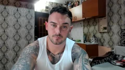 Snapshot of mastermusclejon chatting on 01.10.26 Jon online show from 01.10.26