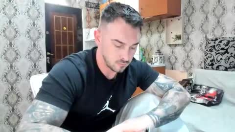 Snapshot of mastermusclejon chatting on 01.15.26 Jon online show from 01.15.26