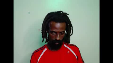 Snapshot of masterr_bate chatting on 11.06.25 Marl online show from 11.06.25