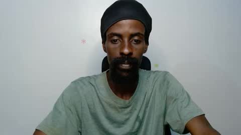 Snapshot of masterr_bate chatting on 11.20.25 Marl online show from 11.20.25