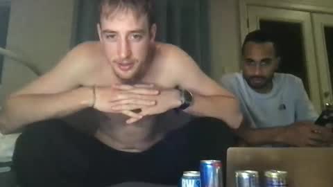 Snapshot of masterrobert134 chatting on 12.23.25 masterrobert134 online show from 12.23.25