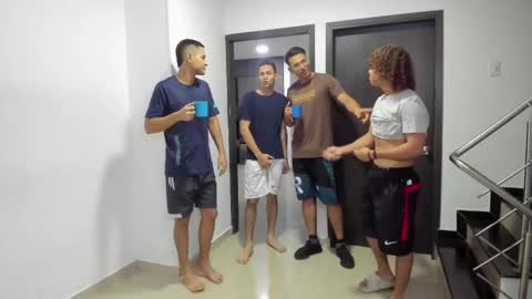 Team Cris Darwin- Fernando- Stiven- David online show from 03.11.25