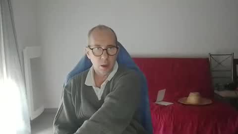 mat11efou online show from 10.30.25