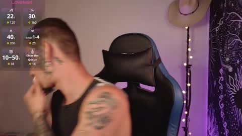 Snapshot of mateo60_ chatting on 11.02.25 Mateo online show from 11.02.25