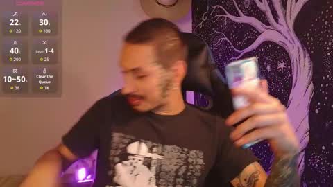 Snapshot of mateo60_ chatting on 11.09.25 Mateo online show from 11.09.25