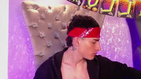 mateo mitchell online show from 10.19.25