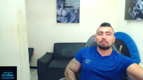 Snapshot of mateosexyhot22 chatting on 05.21.26 Mateo online show from 05.21.26