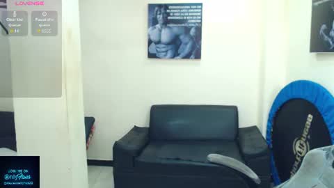 Snapshot of mateosexyhot22 chatting on 06.19.26 Mateo online show from 06.19.26