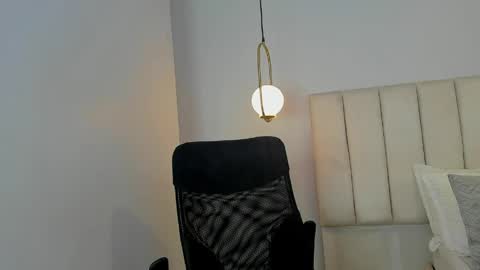 Snapshot of mateozar chatting on 05.29.26 Mateo Zar online show from 05.29.26