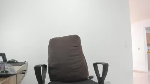 Snapshot of matheusbeard2 chatting on 03.11.25 Matheus online show from 03.11.25