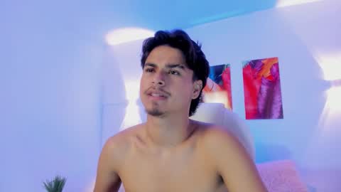 Snapshot of mathewadams chatting on 09.11.25 Mathew online show from 09.11.25
