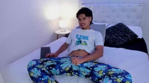 Snapshot of mathewadams chatting on 09.18.25 Mathew online show from 09.18.25