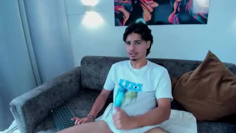 Snapshot of mathewadams chatting on 10.18.25 Mathew online show from 10.18.25