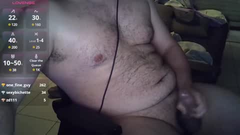 Snapshot of mathou34 chatting on 12.20.24 Mathou online show from 12.20.24