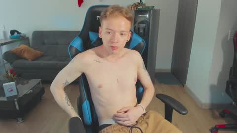 Snapshot of mathwx_ chatting on 12.31.24 Alejandro Alex online show from 12.31.24