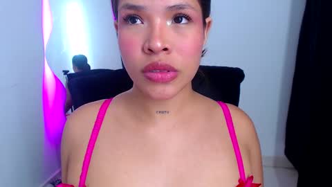 Snapshot of mati0421 chatting on 03.10.25 Mati04 online show from 03.10.25