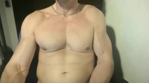 MatiasMatureMuscle online show from 03.18.26