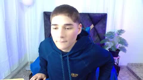 Snapshot of matiii18 chatting on 10.28.25 Mati online show from 10.28.25