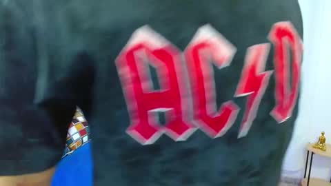 Snapshot of matiii18 chatting on 11.13.25 Mati online show from 11.13.25