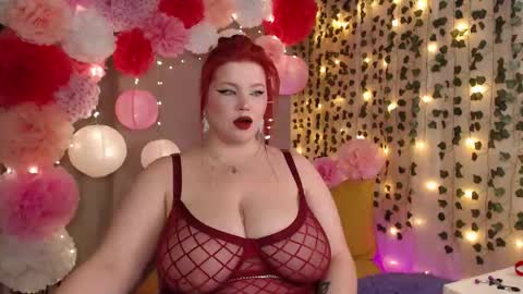 Snapshot of matreshka66 chatting on 02.14.26 Daria online show from 02.14.26