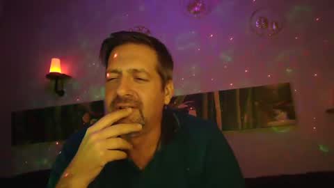 Snapshot of matrike1 chatting on 12.31.24 matrike1 online show from 12.31.24