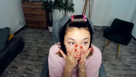 Snapshot of matronafess chatting on 01.07.26 Kate online show from 01.07.26