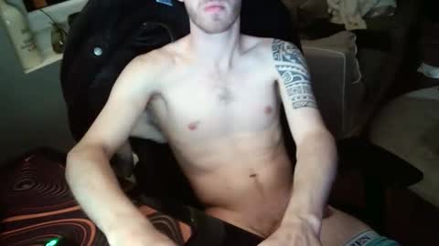 Snapshot of matt1q237916 chatting on 05.14.26 matt1q237916 online show from 05.14.26