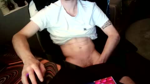 Snapshot of matt1q237916 chatting on 07.06.26 matt1q237916 online show from 07.06.26