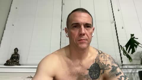 Snapshot of matt783333 chatting on 02.10.26 matt783333 online show from 02.10.26