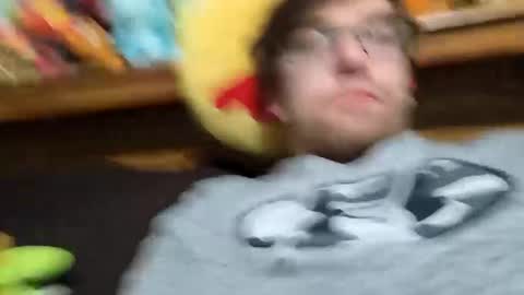 Snapshot of matt98strokesalot chatting on 12.05.24 matt98strokesalot online show from 12.05.24